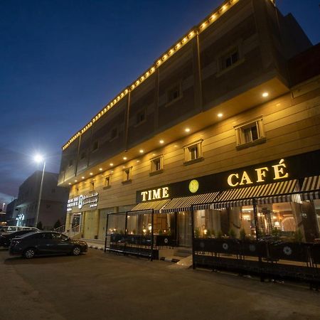 Olive Tree Hotel Табук Екстер'єр фото