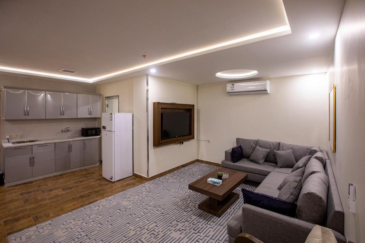 Olive Tree Hotel Табук Екстер'єр фото