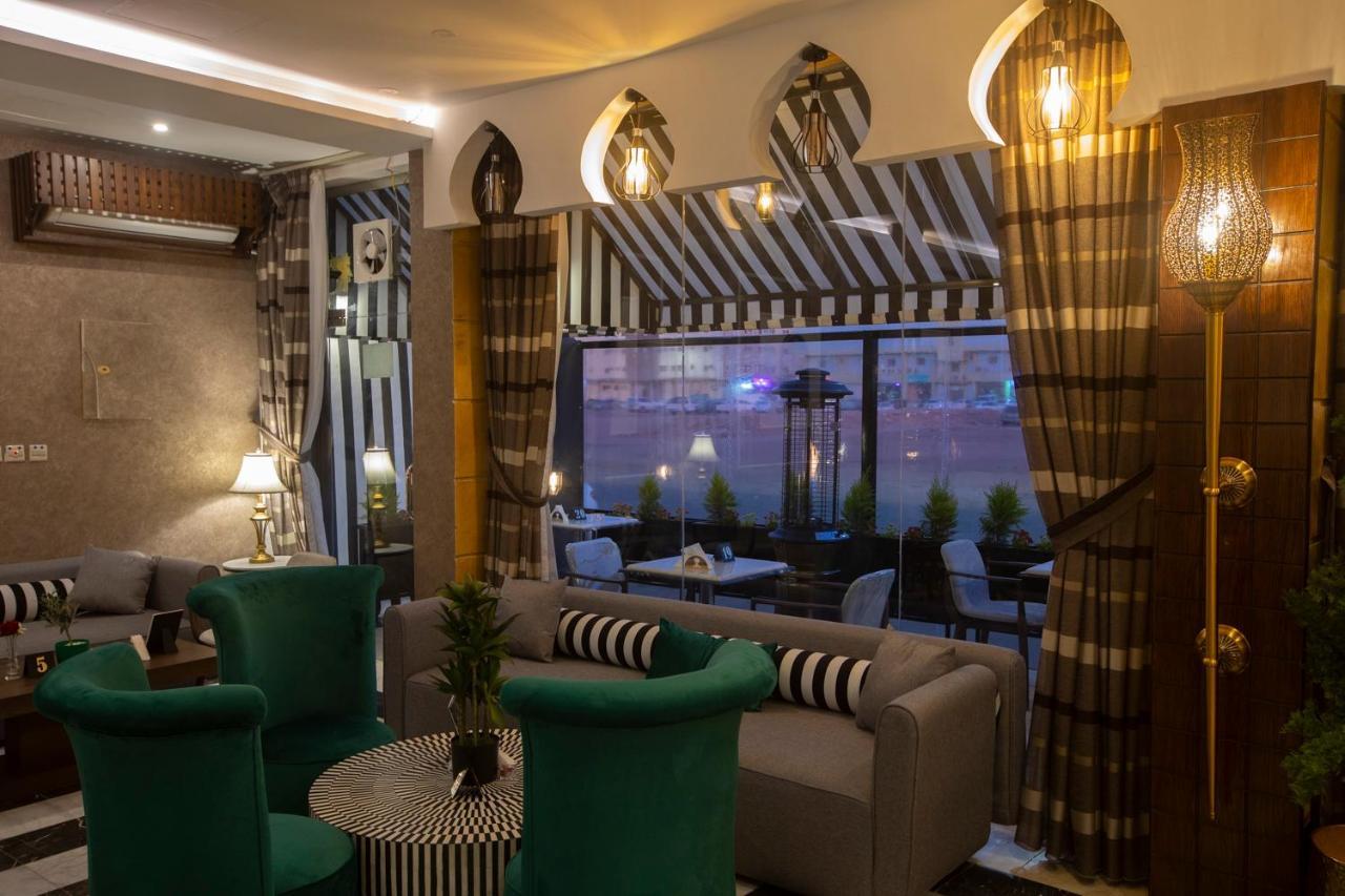 Olive Tree Hotel Табук Екстер'єр фото