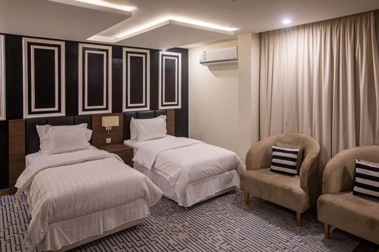 Olive Tree Hotel Табук Екстер'єр фото