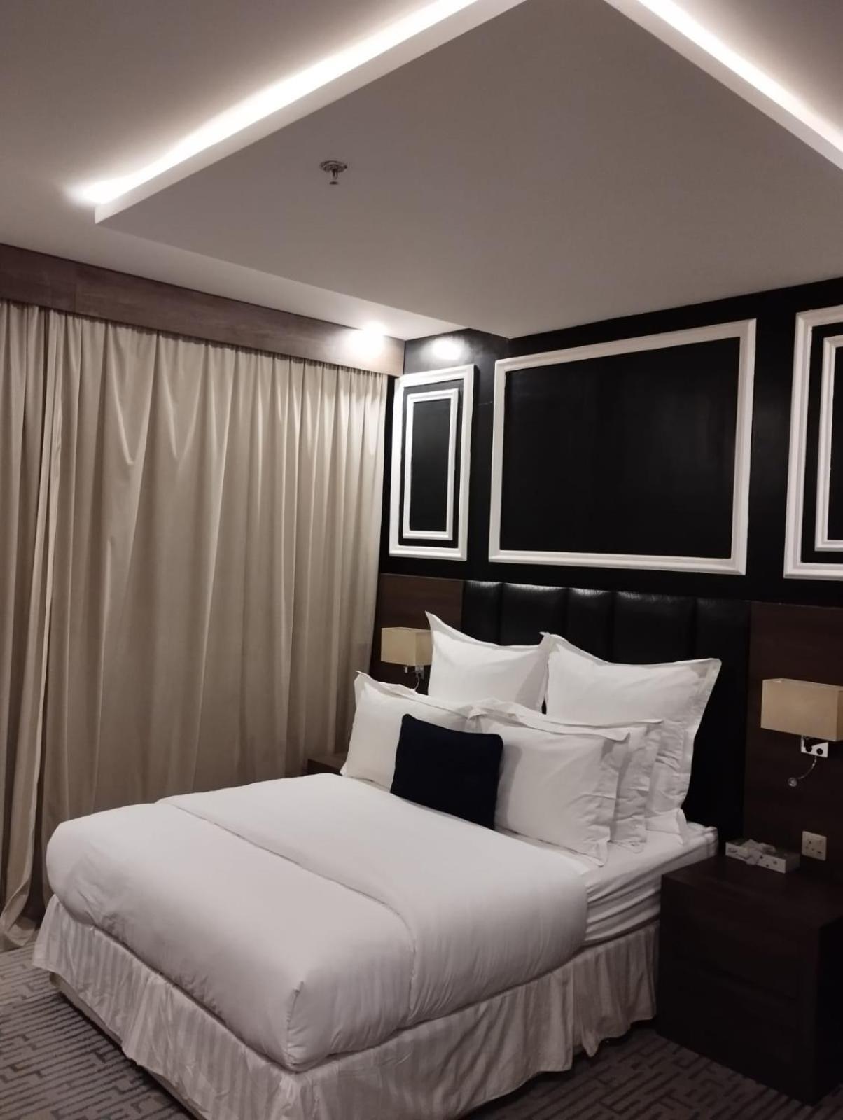 Olive Tree Hotel Табук Екстер'єр фото