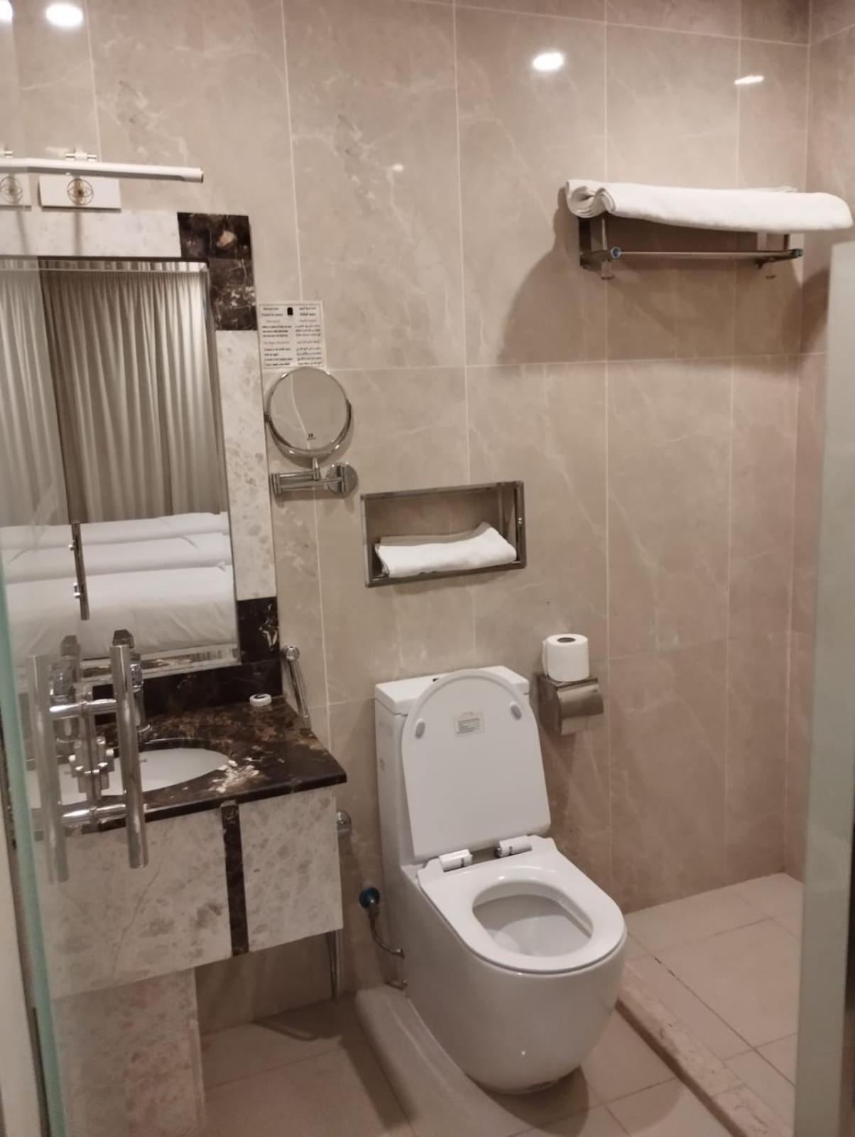 Olive Tree Hotel Табук Екстер'єр фото