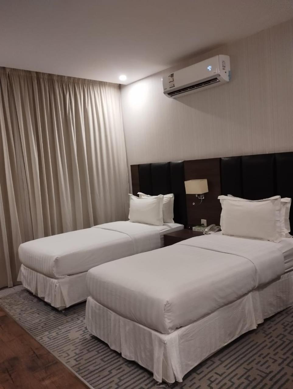 Olive Tree Hotel Табук Екстер'єр фото