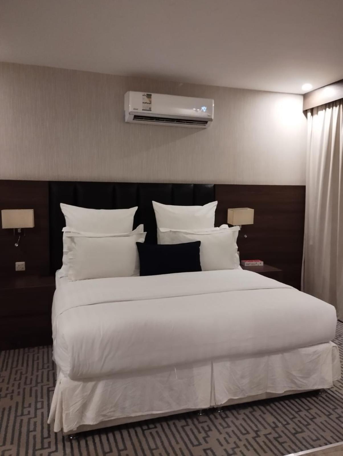 Olive Tree Hotel Табук Екстер'єр фото